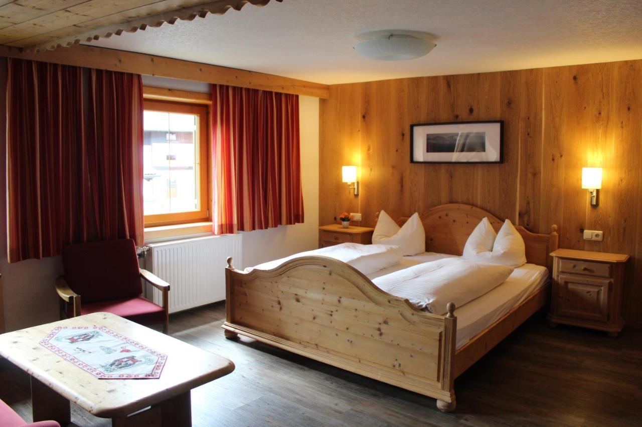 Berghof Hotell Berwang Exteriör bild