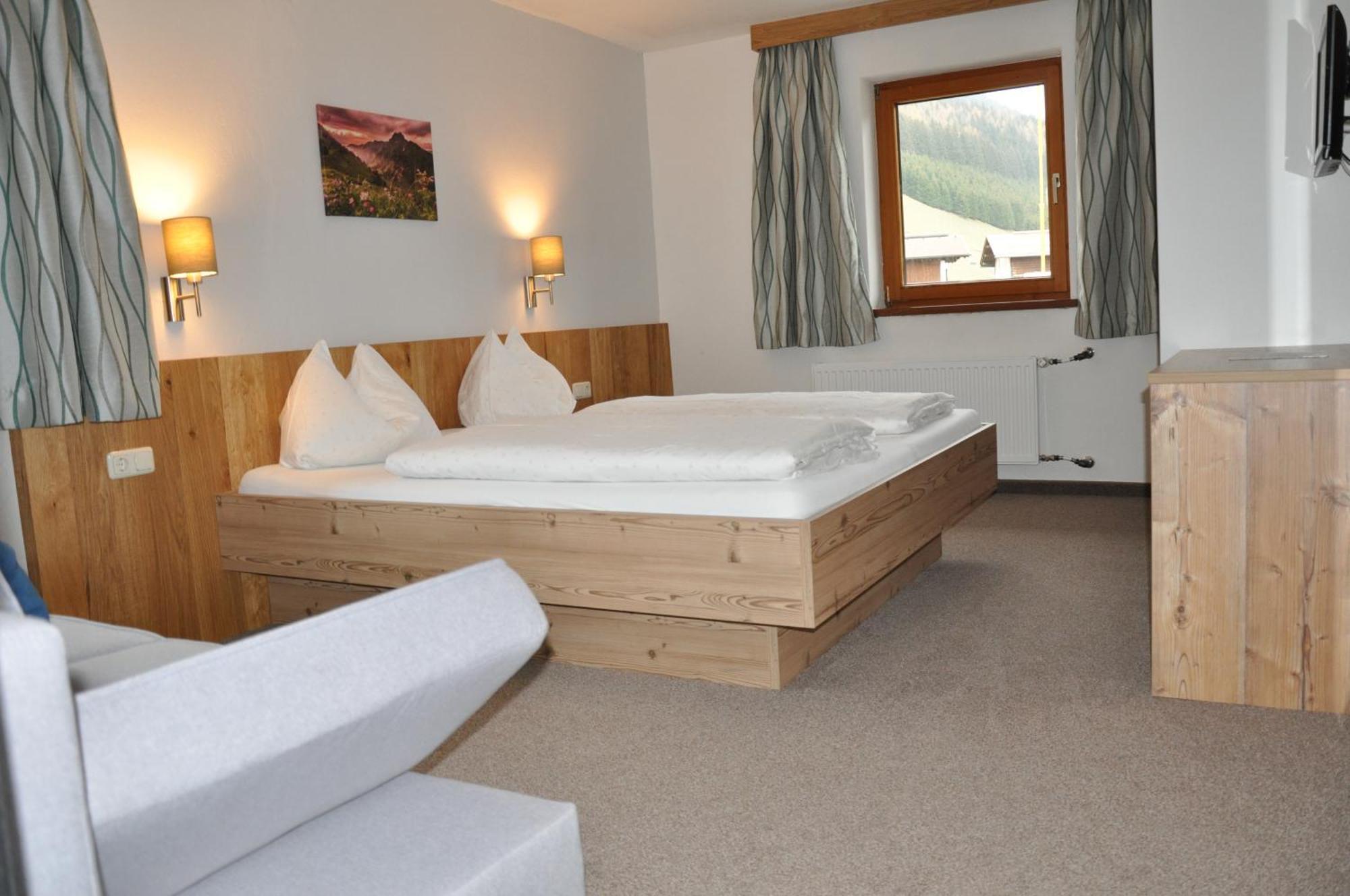 Berghof Hotell Berwang Exteriör bild